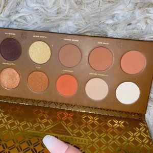 Zoeva Caramel Melange Palette